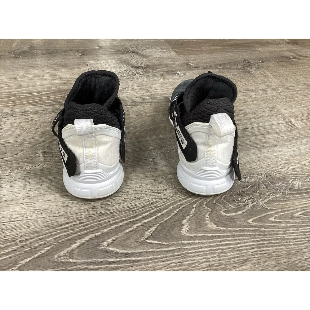 Nike LeBron Soldier Black White Size 5.5Y Sneakers AA1352-005 Basketball Shoes